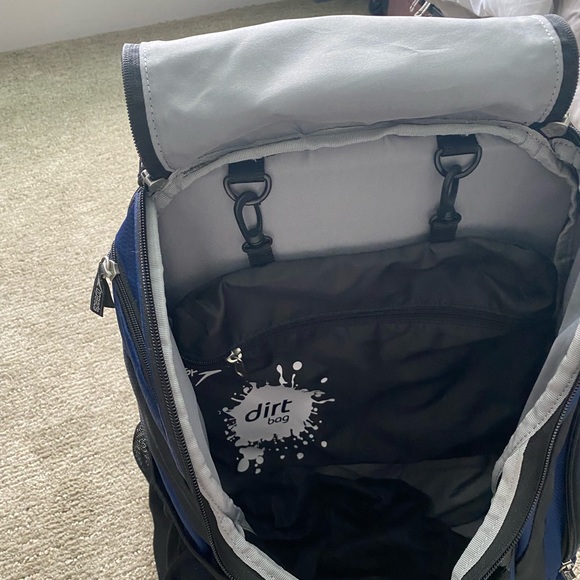 Speedo Teamster 35L Blue Backpack - Picture 10 of 12